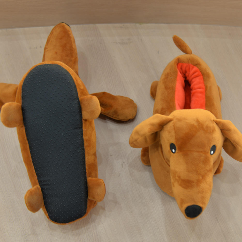 Dachshund plush slippers (6).jpg